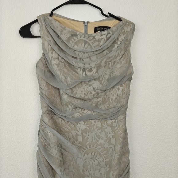 Tadashi Shoji Silk Chiffon Ruched Lace Sheath Dress Women's Size 4 Gray Formal - Picture 4 of 10